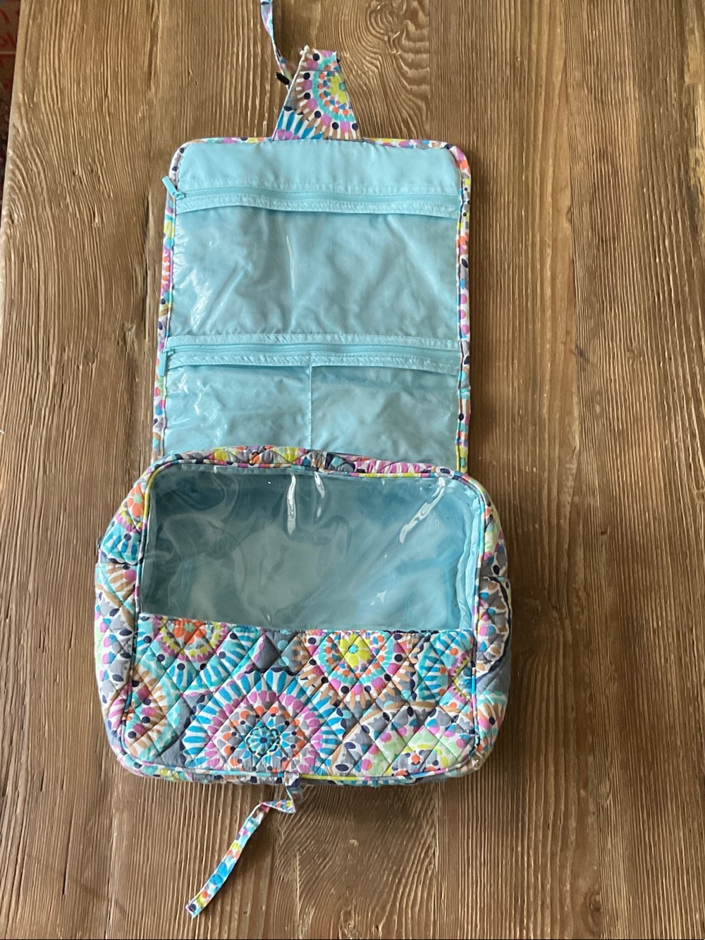 Vera Bradley Sunny Medallion Quilted Hanging Cosmetic Case